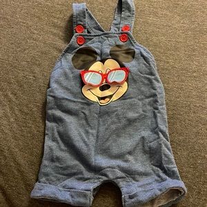 Baby clothes